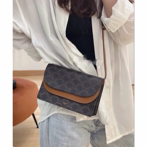 Celine 經典老花 信封包 woc