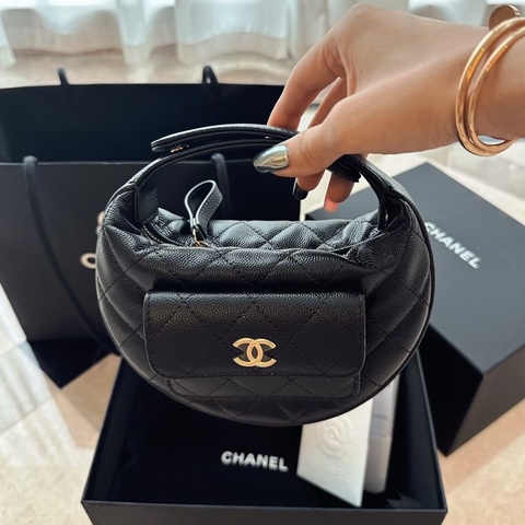 💎Chanel香奈兒｜25p黑金荔枝牛皮呼啦圈手提包｜99新芯片款