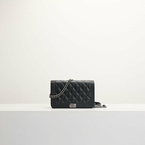 Chanel boy woc 黑銀牛