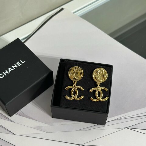 CHANEL 24C熔岩雙C吊墜耳環