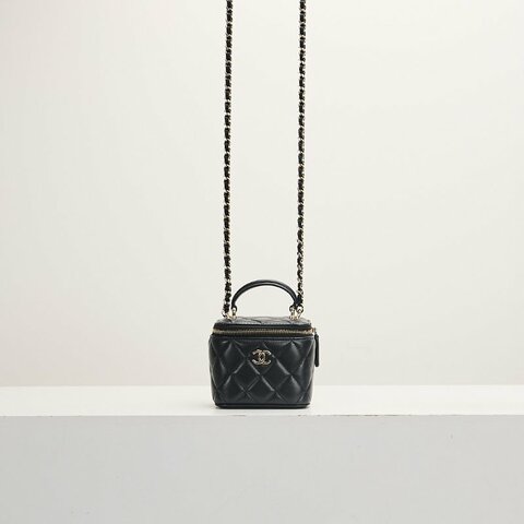 二手 Chanel 手柄小盒子/黑金羊