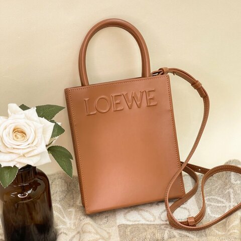 LOEWE STANDARD A5 TOTE 焦糖色