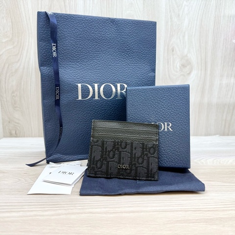 Dior質感男必備✨黑緹花7卡卡夾 2ESCH135YSE