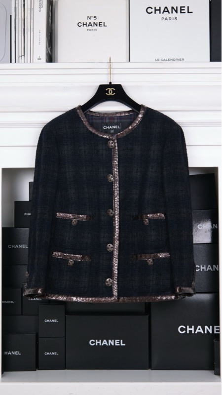 Chanel 13年爱丁堡系列深蓝色格纹蛇皮滚边四口袋上衣外套