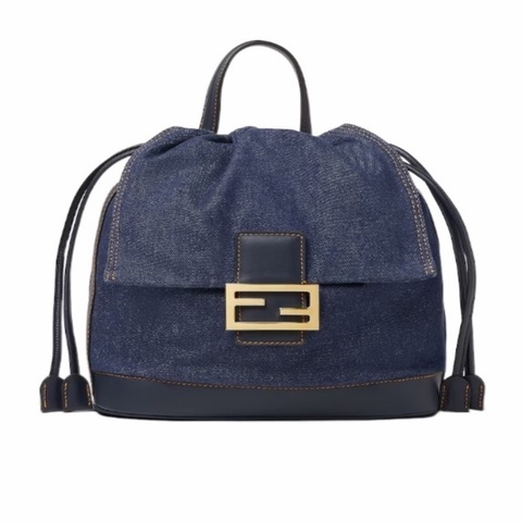 Fendi 女士 翻蓋雙肩包均碼碼23cm*12cm*26cm