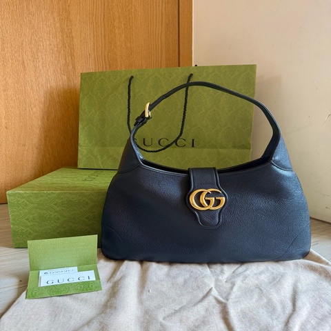 Gucci Aphrodite 黑金新月包（M號）