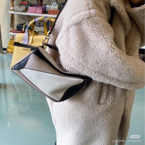 【威選精品】🤍 LOEWE Puzzle 小號肩背包