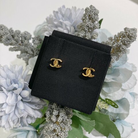 TW4912	Chanel 香奈兒迷你CC字耳環 26p Small CC Logo Earrings 1cm Gold