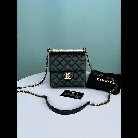 Chanel香奈兒黑金小羊皮珍珠鏈條斜揹包