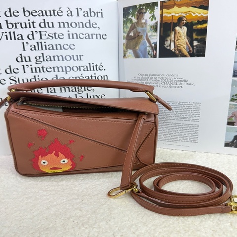 LOEWE 羅意威 mini Puzzle 特別版 卡西法火焰包 哈爾的移動城堡聯名款焦糖色牛皮