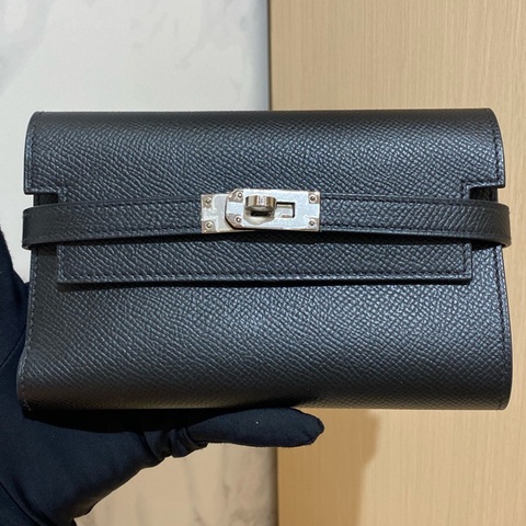 99新Hermes愛馬仕 Kelly Medium Wallet三折短款錢包黑色銀扣 Y刻  尺寸：15.5 x 10.5 x 1.5