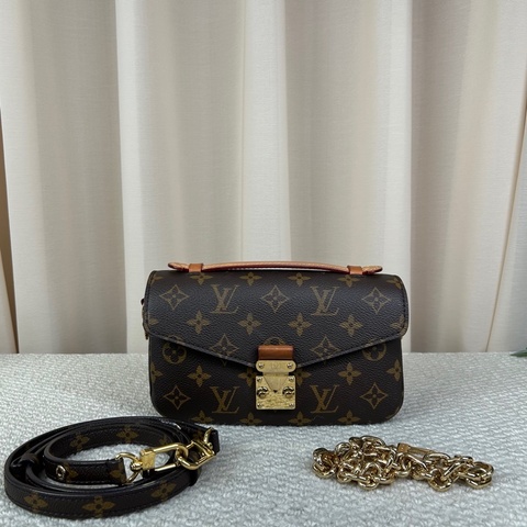 LV路易威登 Pochette Metis East west 老花小郵差包