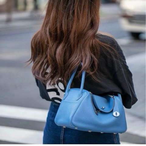 【威選精品】💙 HERMÈS Lindy 30｜法國藍 × 銀扣 Togo 牛皮
