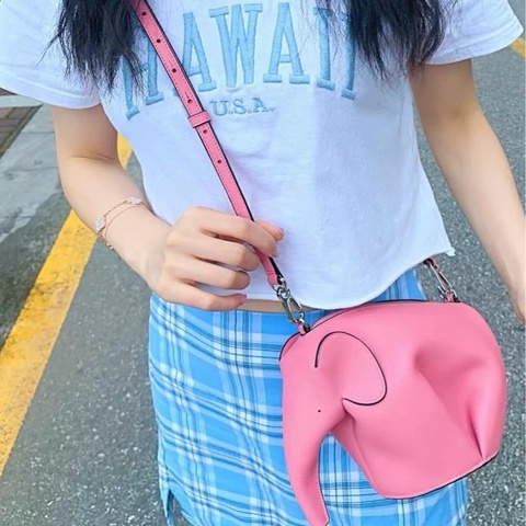 【威選精品】🐘 LOEWE Elephant Mini Bag｜粉色小象包｜療癒系人氣收藏款