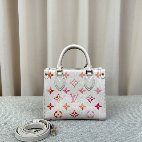 LV路易威登On The Go BB 托特包 98新 漸變草莓牛奶粉