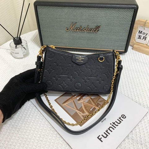 Lv Easy Pouch黑壓紋超美🖤