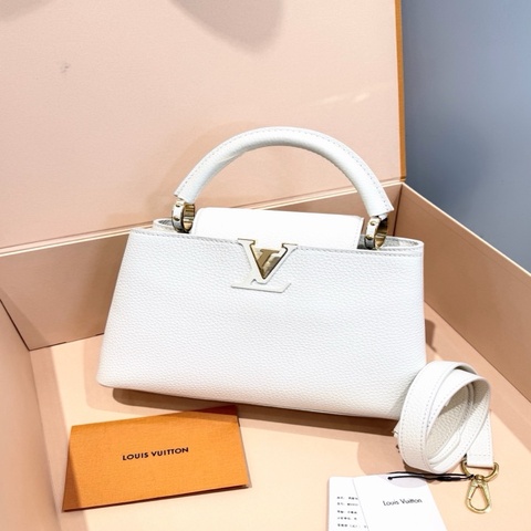 Lv Capucines BB