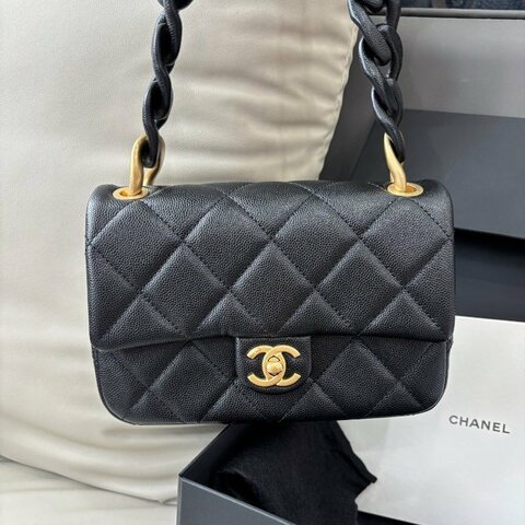 近新品 香奈兒/Chanel 黑金荔枝皮粗鏈條方胖子 芯片款
