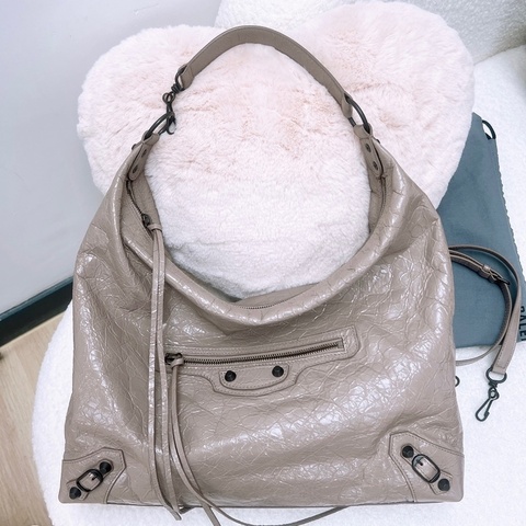 全新未用 Balenciaga le city hobo 肩背包 中號芝麻色/大象灰