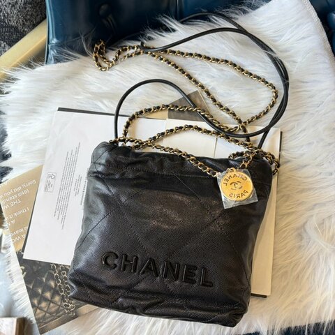 CHANEL MINI 22BAG SO BLACK/晶片