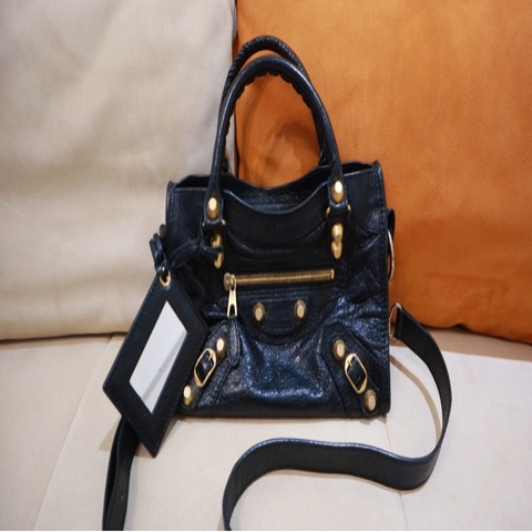 Balenciaga 巴黎世家機車包 Mini（無套件、圖20為賣家本人穿搭參考）