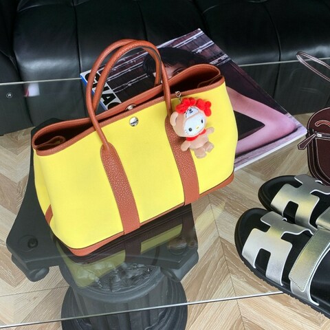 Hermès/愛馬仕 黃棕拼接銀扣花園包30
