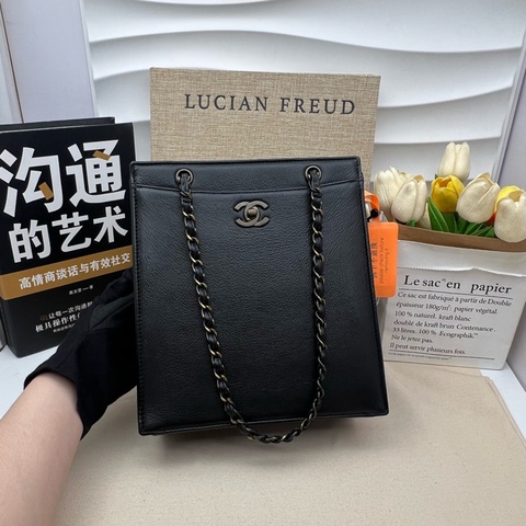 CHANEL黑色魚子醬琴譜托特包 盒子包
