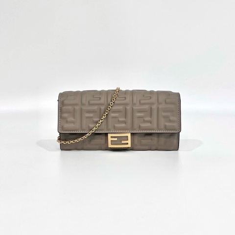 Fendi 灰色納帕小羊皮配飾woc