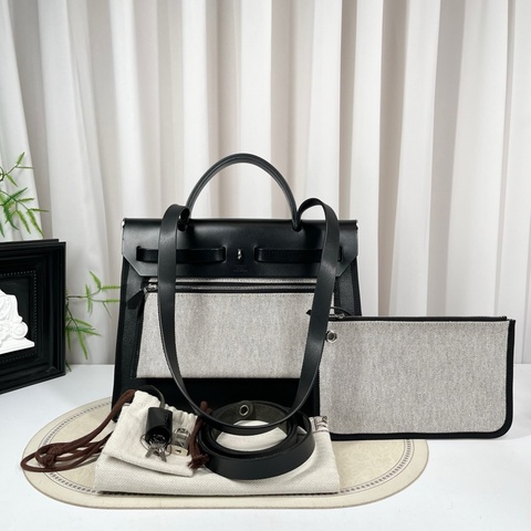 HERMES愛馬仕 U刻 herbag31 黑銀防水布款 子母袋