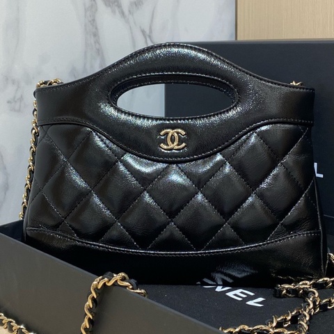 CHANEL香奈兒黑色油蠟皮31bag nano手提單肩鏈條包 尺寸:20*17*3.5