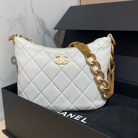 CHANEL香奈兒白金流蘇金屬鏈條單肩hobo包 芯片款 尺寸：21*16*5