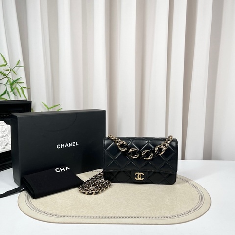 Chanel香奈兒 98新 22年芯片 22C黑金羊皮琺瑯粗鏈條woc包