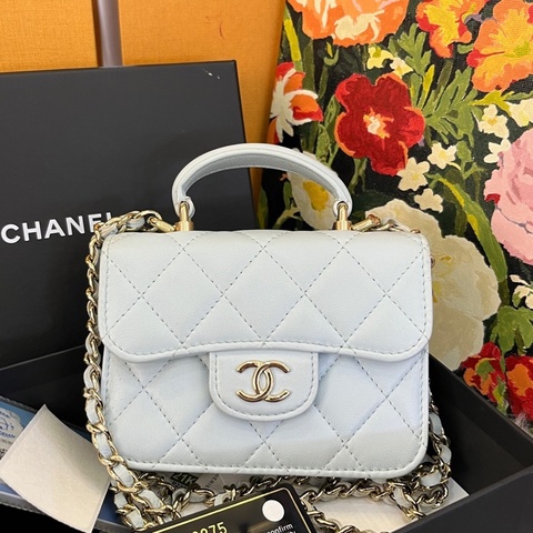 CHANEL香奈兒 21k 鏈條翻蓋 皮穿鏈 菱格 羊皮 口蓋包手提單肩斜挎包 迷你 Baby Blue天藍色 31開