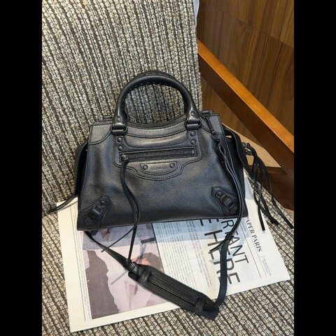 balenciaga巴黎世家新款Classic全黑款