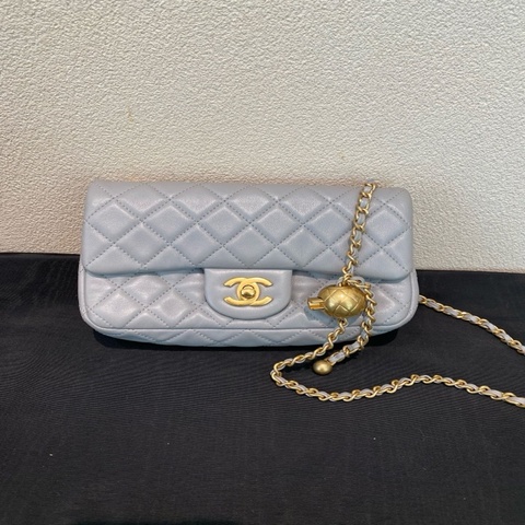 Chanel 香奈兒灰色金球大mini 芯片款