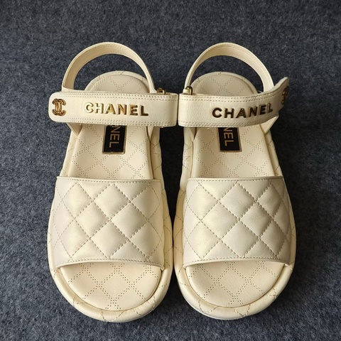 Chanel 香奈兒 24c字母標語雙C菱格紋涼鞋 尺碼：37.5 成色：全新全套未使用