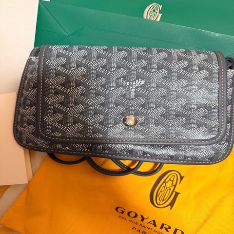 Goyard 信封包