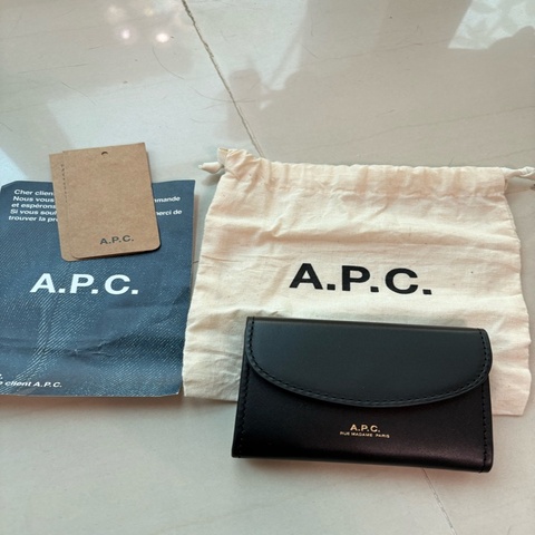 𝖠.𝖯.𝖢. APC 𝖦𝖾𝗇𝖾𝗏𝖾 𝖼𝖺𝗋𝖽 𝗁𝗈𝗅𝖽𝖾𝗋 皮革錢包 零錢包 卡包 名片夾 卡夾