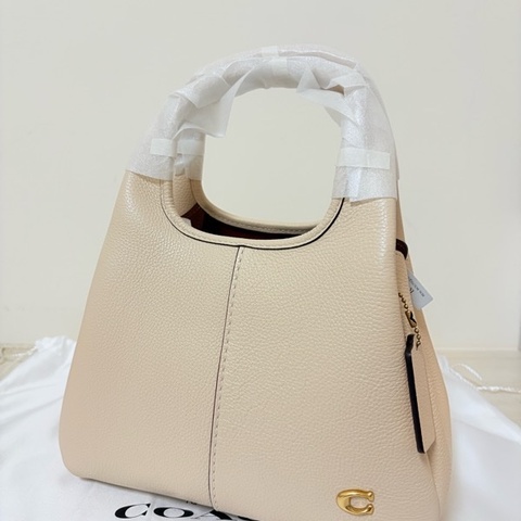 Coach Lana 23 Ivory 奶油白 全新未使用｜Real.Boutique購入｜附吊牌、防塵袋