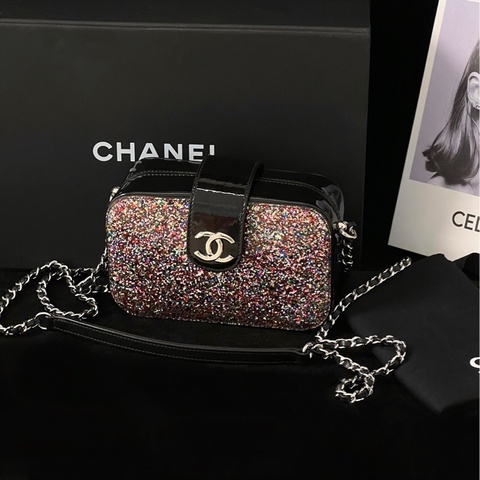 99新Chanel香奈兒 限定黑銀漆皮相機包 盒子包  附件 塵袋