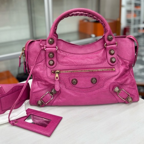 【狀況良好】Balenciaga 巴黎世家 桃粉色復古牛皮大釘機車包