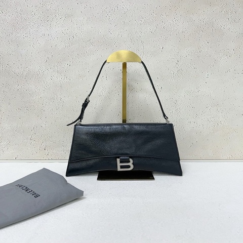 Balenciaga crush