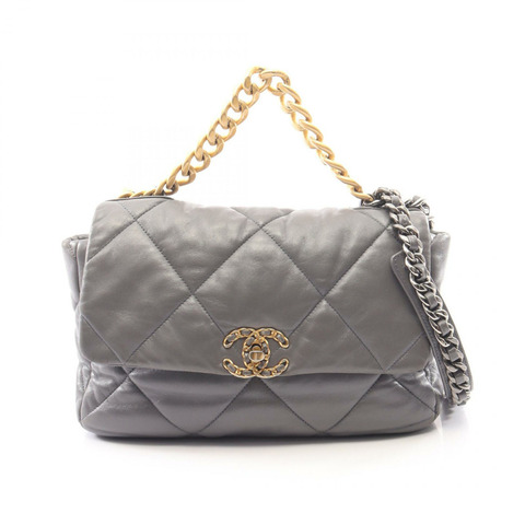香奈兒 19 dix-neuf Matelasse 2WAY Chain Shoulder Bag 皮革灰色 GHW 二手 CC