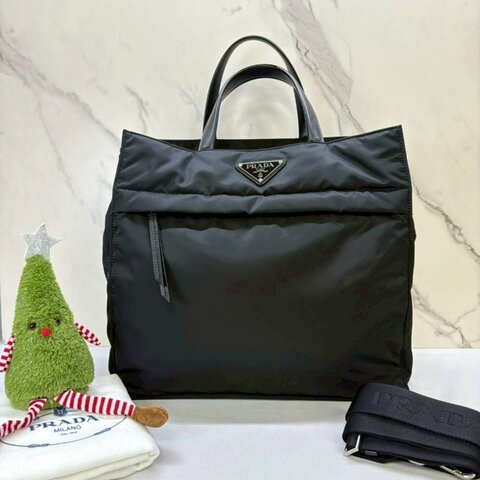 PRADA 經典尼龍托特包