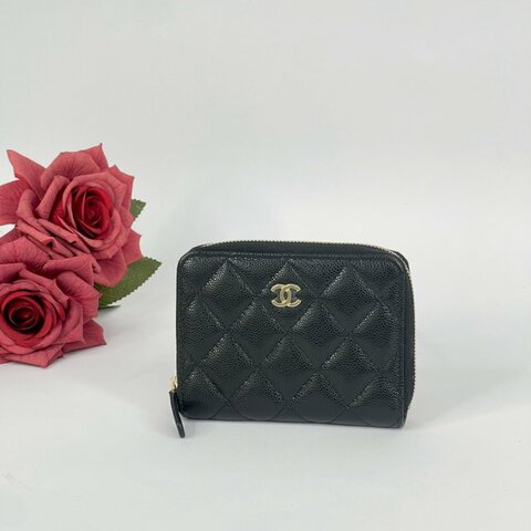 CHANEL 魚子醬拉鍊對開短夾 芯片款