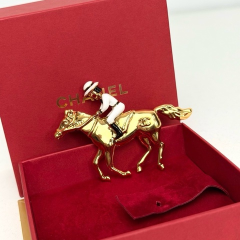 【全新品】Chanel 香奈兒26年超重工全套馬到成功馬術胸針