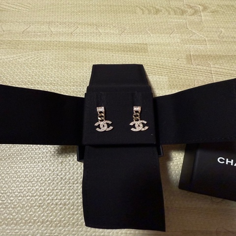 Chanel 香奈兒 垂墜鏈條耳環 隨性 百搭