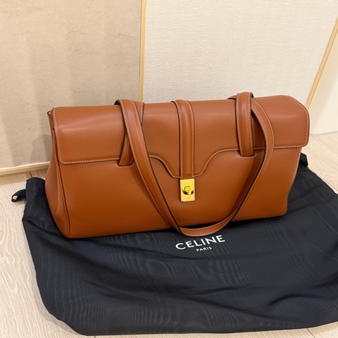 全新收藏品 Celine 16bag棕色金釦
