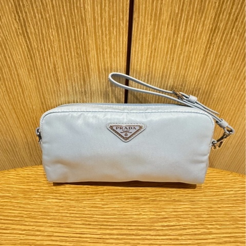 Prada 化妝包