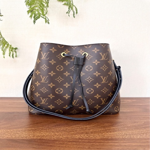 Louis Vuitton 路易威登 經典老花黑色水桶